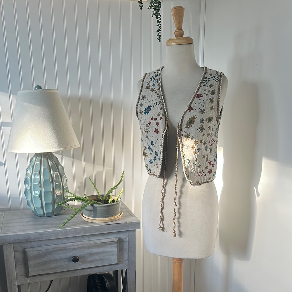 SHEIN Floral Embroidered Vest - Cream and Multicolor